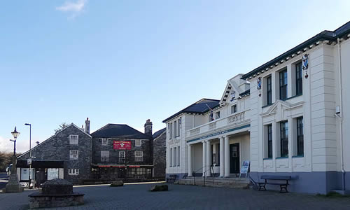 Visitors Centre and Plume of Feathers Inn at Princetown